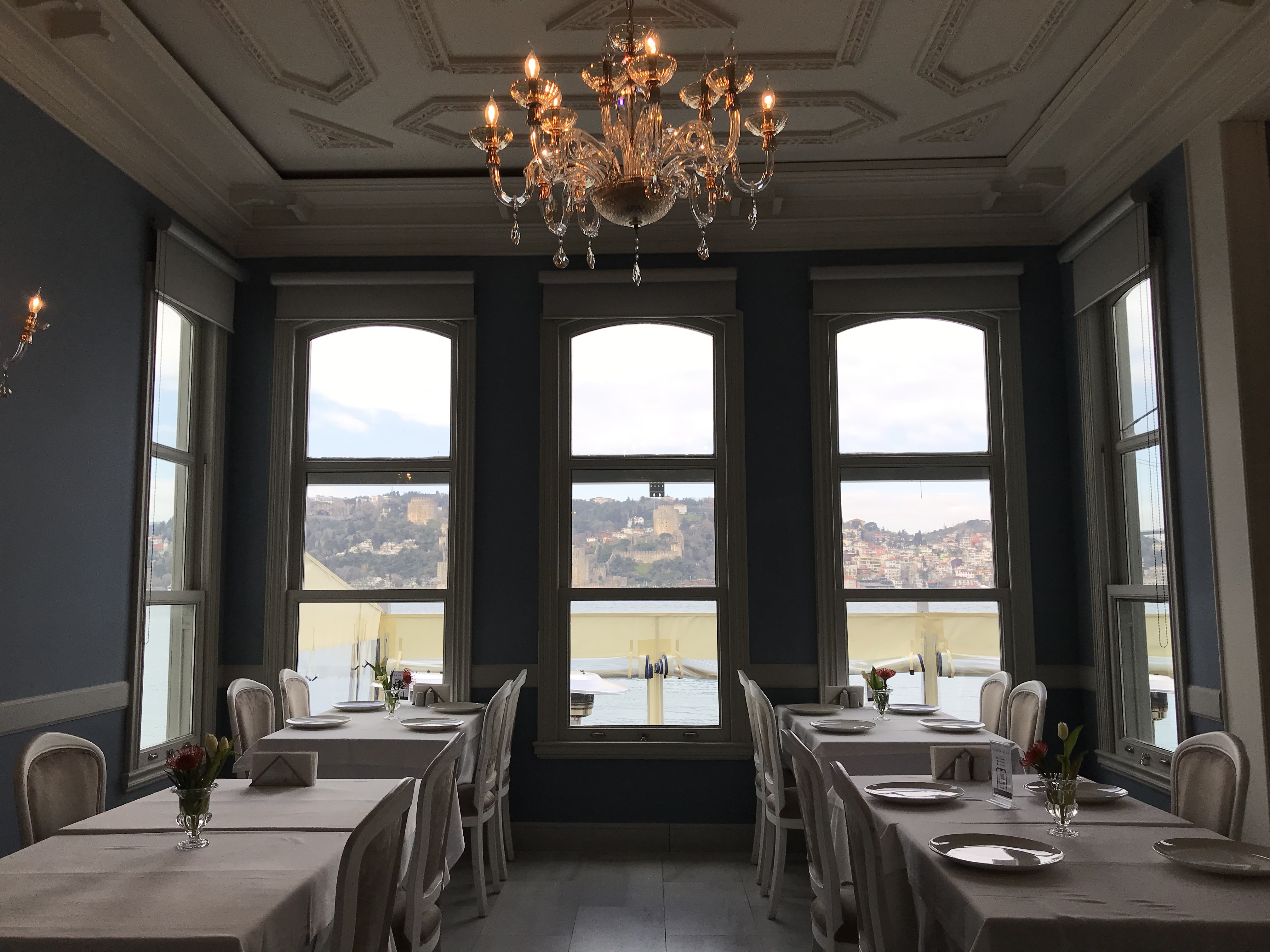 Gümüş Yalı - Alt Salon
