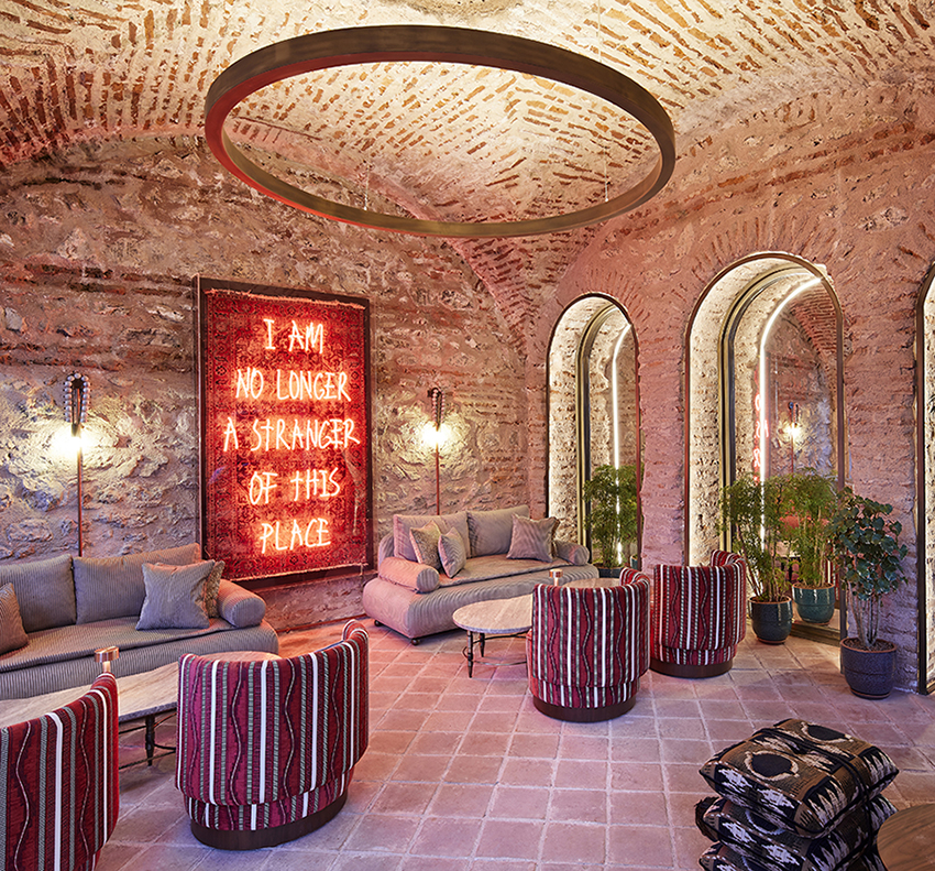 Six Senses - Toro